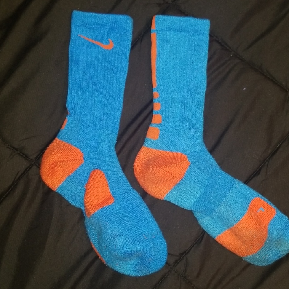 NIKE elite crew socks